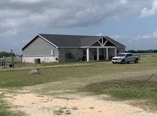 87 Kimberly Path, Port Lavaca, TX 77979