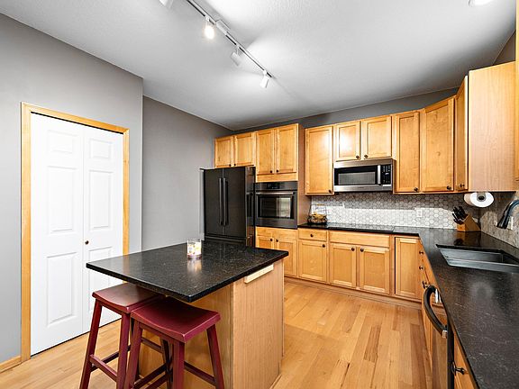 5th image of 6622 Ashton Cir