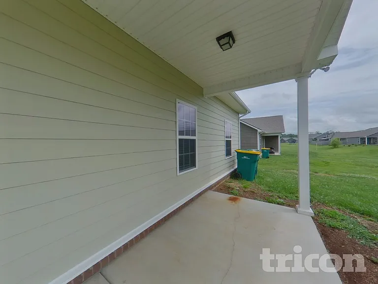 812 Ellyson Dr — Photo 17