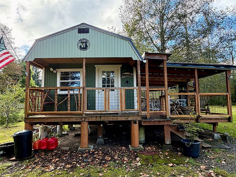 5th image of 153 Hammer Way