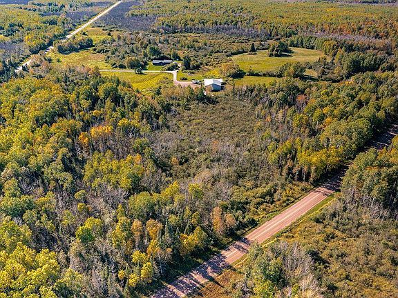3rd image of Old Vermilion Trl