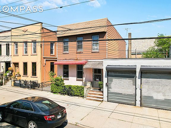 2nd image of 5945 Woodbine St