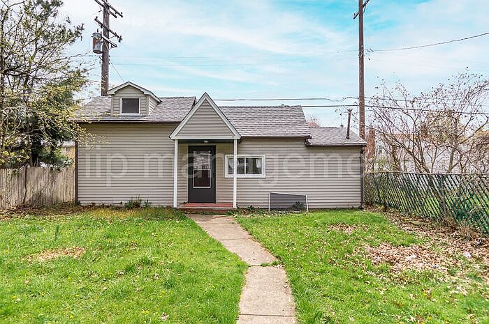 1st image of 765 E 236th St