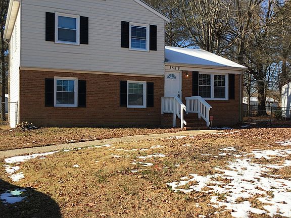 2nd image of 2578 Pinehurst Dr
