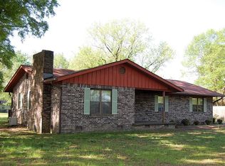 404 E 10th St, Danville, AR 72833