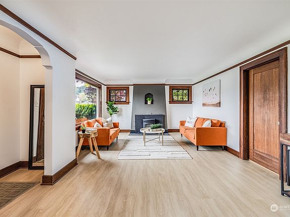 4th image of 1625 E 34th Street