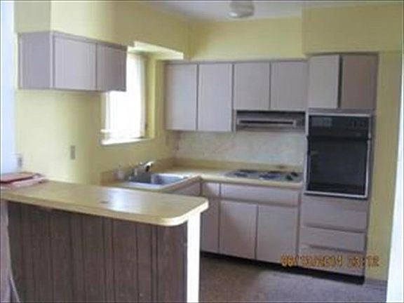 3rd image of 486 NW 165th St APT B402