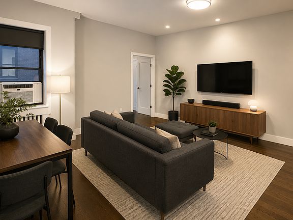 3rd image of 75 W 68th St APT 3R
