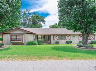 909 Angies Xing, Tool, TX 75143