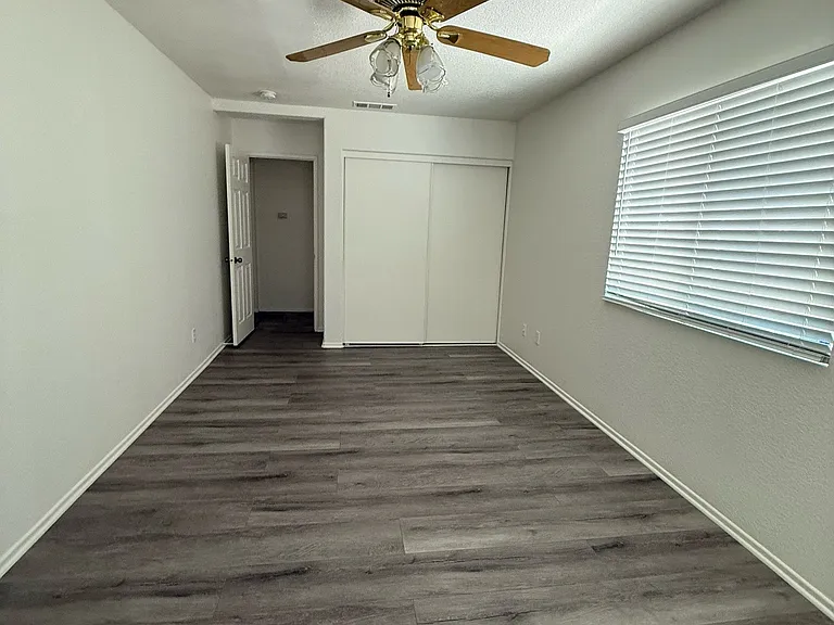 45322 Mays Ct — Photo 3