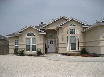 2nd image of 15953 Palmira Ave
