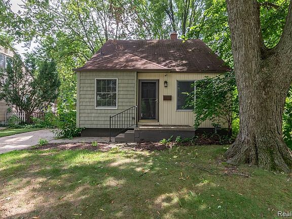 2nd image of 1011 W Windemere Ave