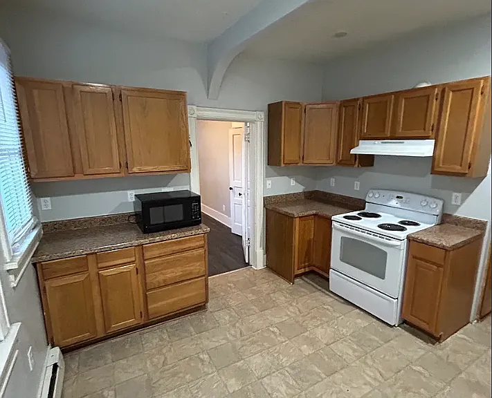1008 N Wahsatch Ave — Photo 4