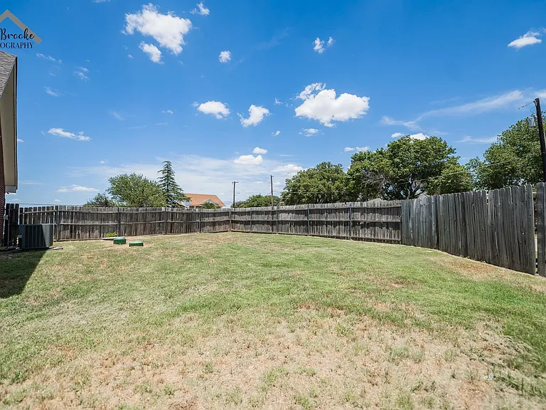 800 Shore Line Dr — Photo 39