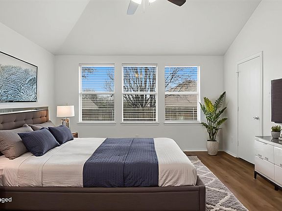 5th image of 1529 Cardinal Way