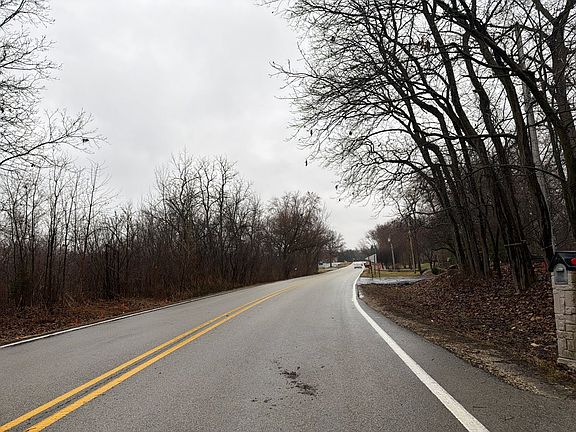 4th image of 12 N Berner Dr #201