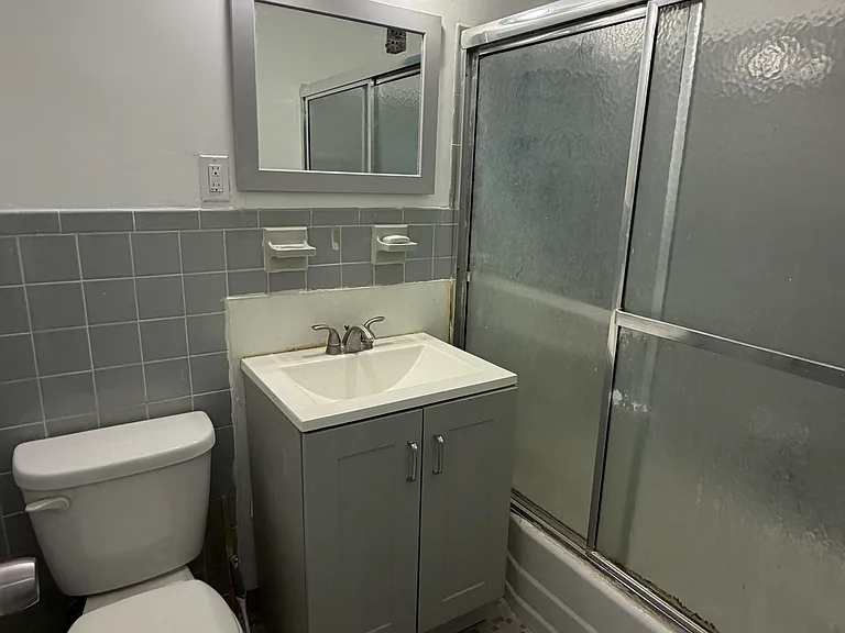 10 Huron Ave #11J — Photo 9