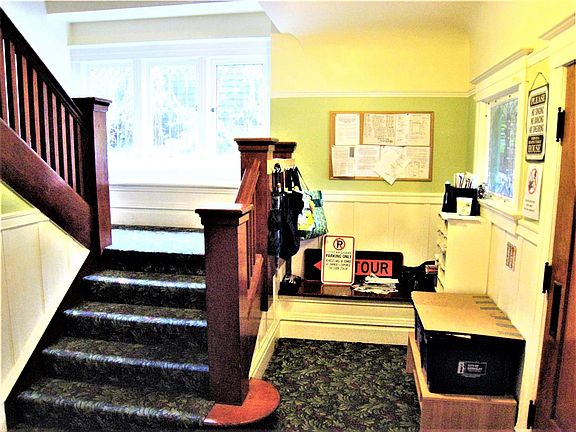 5th image of 2738 Parker Ave
