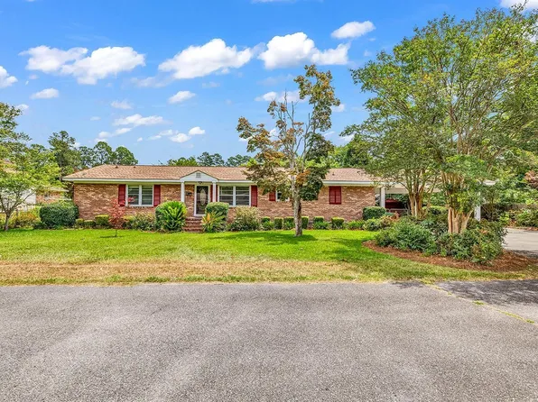 215 Camellia Ct., Mullins, SC 29574