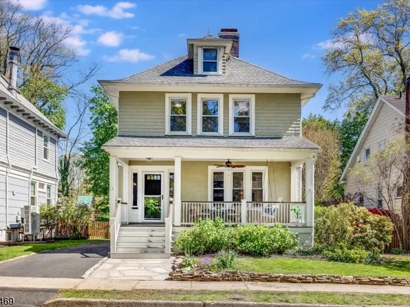 8 Milton St, Maplewood Twp., NJ 07040