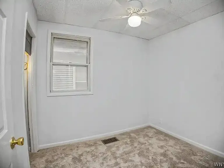 31 Riverside Ave — Photo 22