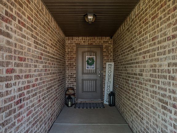 2nd image of 10117 Venita Ave