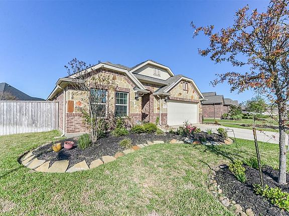 2nd image of 17515 Cypress Hilltop Way