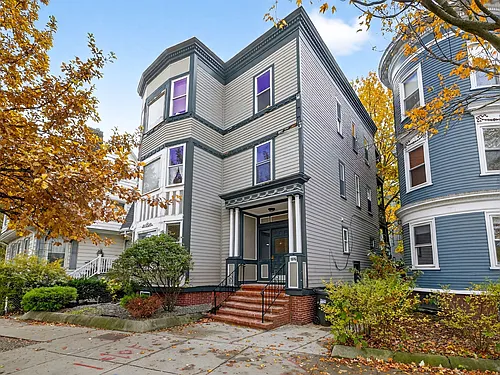 1576 Cambridge St Photo 1