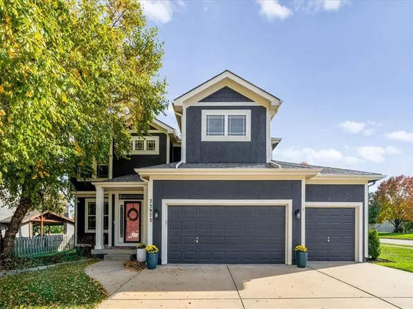25973 W 149th St, Olathe, KS 66061