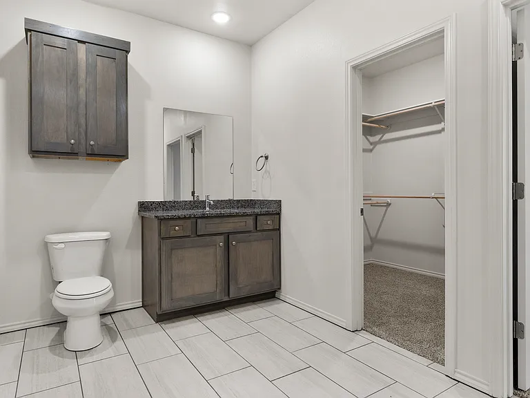 5856 Virginia Ave — Photo 15