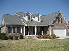 Home for Sale in Whispering Pines, North Carolina $305,000