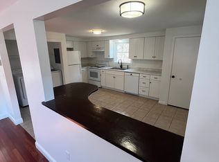 65 Veranda St, Portland, ME 04103