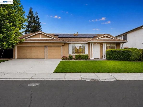 744 Vasconcellos Ave, Manteca, CA 95336