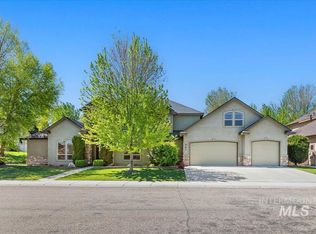 567 E Fallingbranch Dr, Meridian, ID 83642