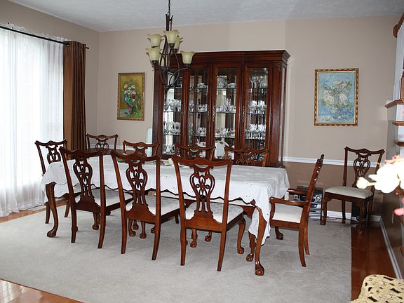 4th image of 4860 E Meadows Ct SE