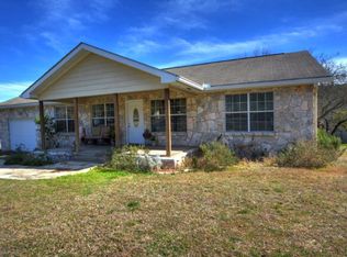1508 Nixon Ln, Kerrville, TX 78028