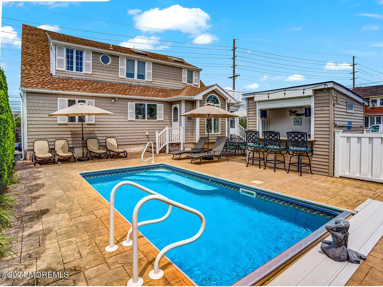 4 bed, 1560 sqft, $6,500 — Photo 4