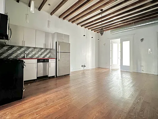 Rented by Doorway NYC, LLC | media 6