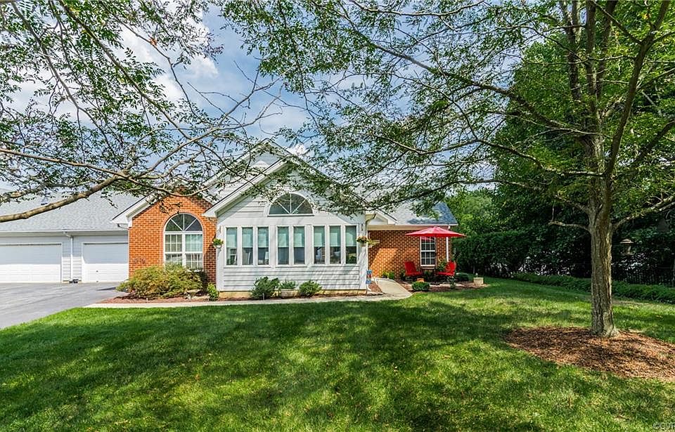 1st image of 3240 Stone Manor Cir #13B