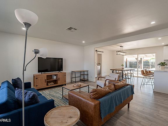 3rd image of 8214 E ELM Drive