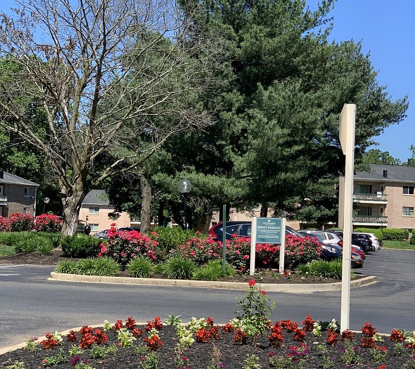 1st image of 14002 Cove Ln #1-01-0302