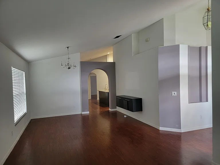 2805 Rollman Rd — Photo 9