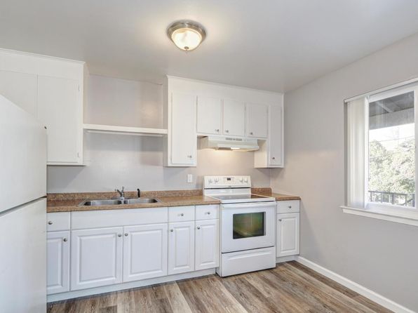 758 Cooper Ave APT 3