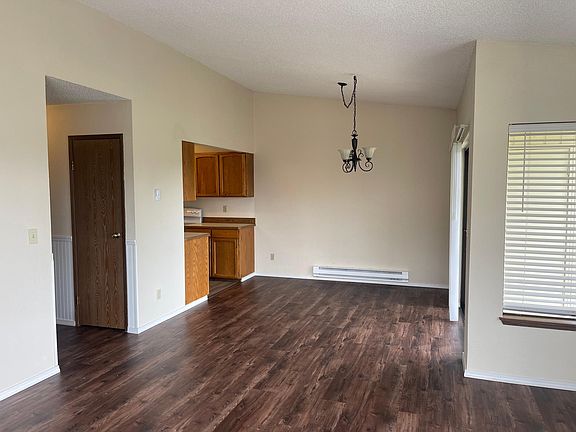 3rd image of 26420 Pennsylvania Ave NE #74
