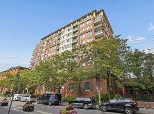 70 Mill St #706, Toronto, ON M5A4R1