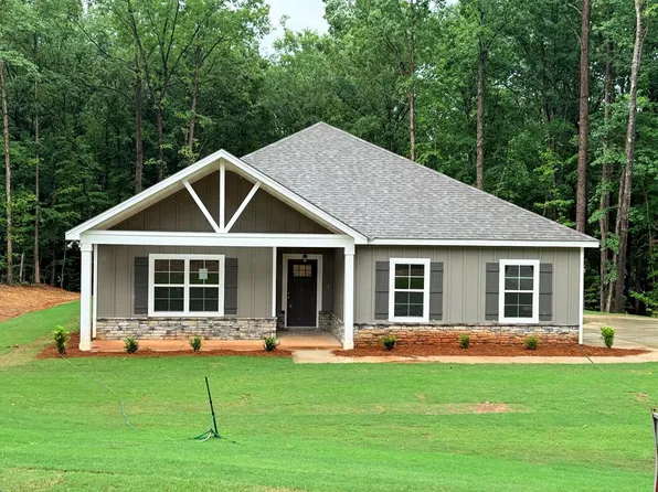 150 Rolling Meadows Way, Waverly Hall, GA 31831