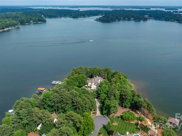 3898 Channel Point Ln, Denver, NC 28037