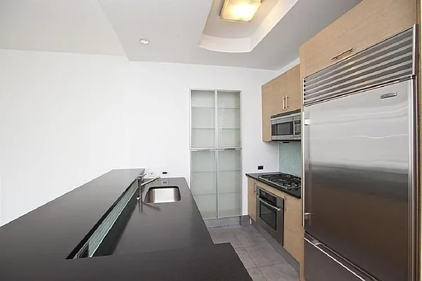 Rented by Corcoran | media 15