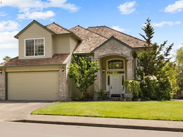 10710 SW Naeve St, Tigard, OR 97224