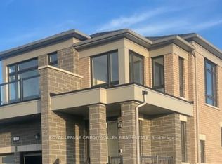 27 Henderson St, Essa, ON L3W0A9